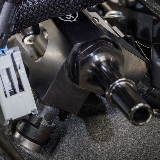 Fuel Rail Kit Billet Black M8