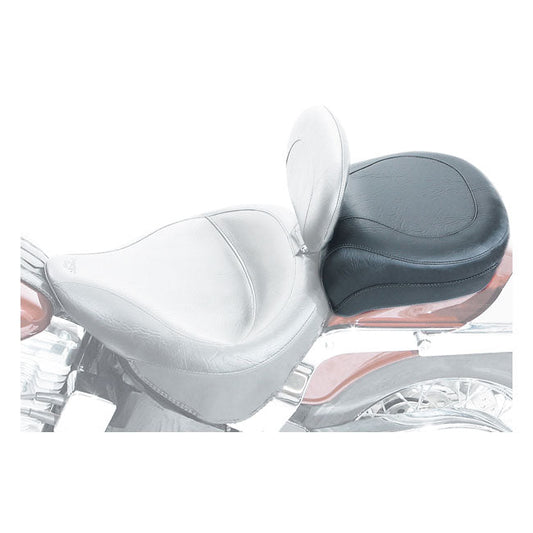 Mustang, Wide passenger seat Recessed