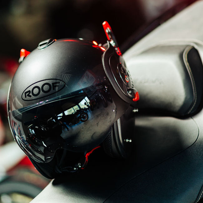 Roof Boxer Alpha helmet