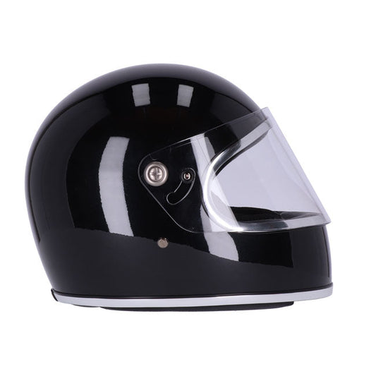Roeg Chase helmet