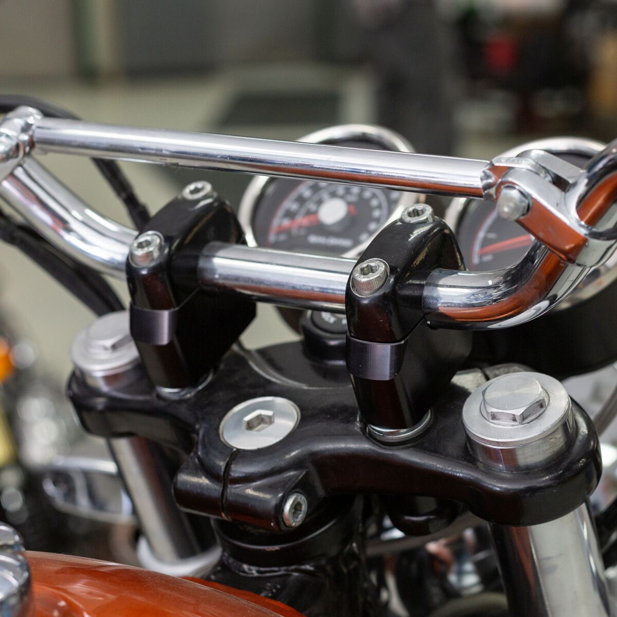 HANDLEBAR ADJ KIT 650 RE