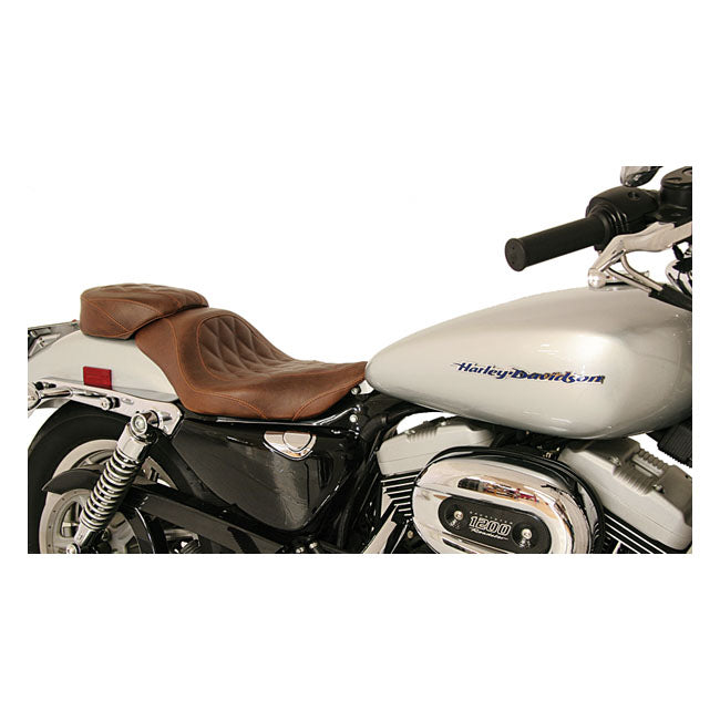 Mustang, wide tripper passenger seat