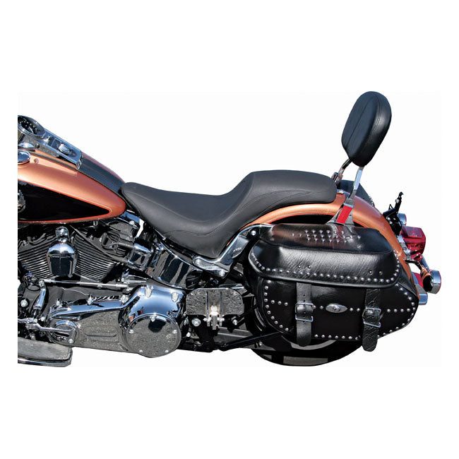 Mustang, Tripper Fastback 2-up one-piece seat