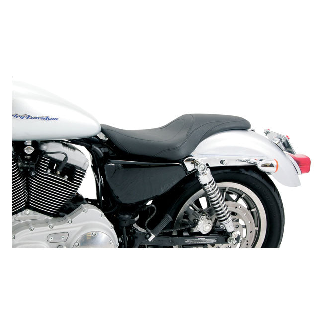 Mustang, Tripper Fastback 2-up one-piece seat