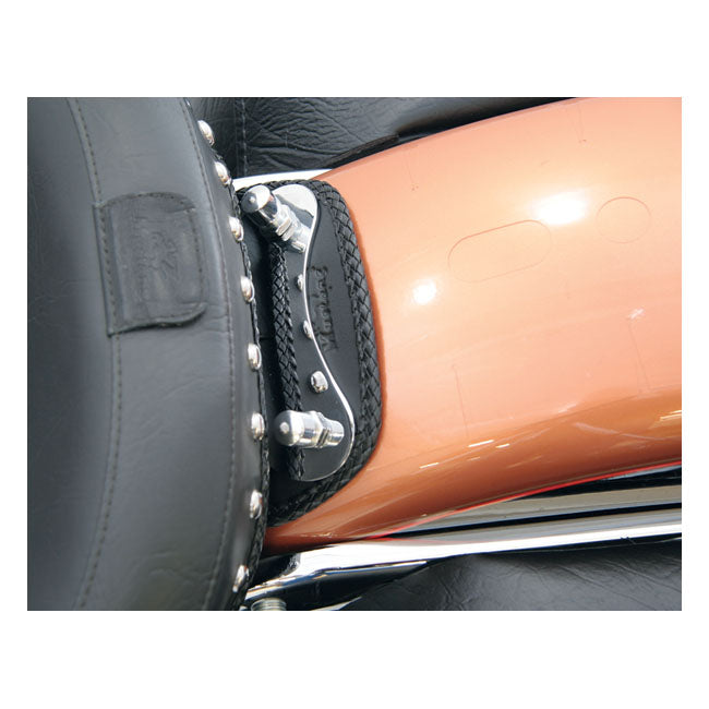 Mustang, mini fender bib