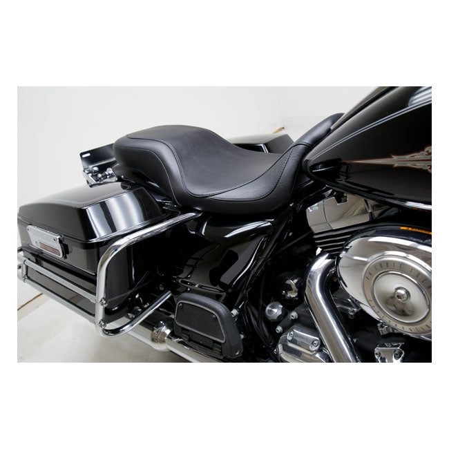 Mustang, Super Tripper seat Black Classic