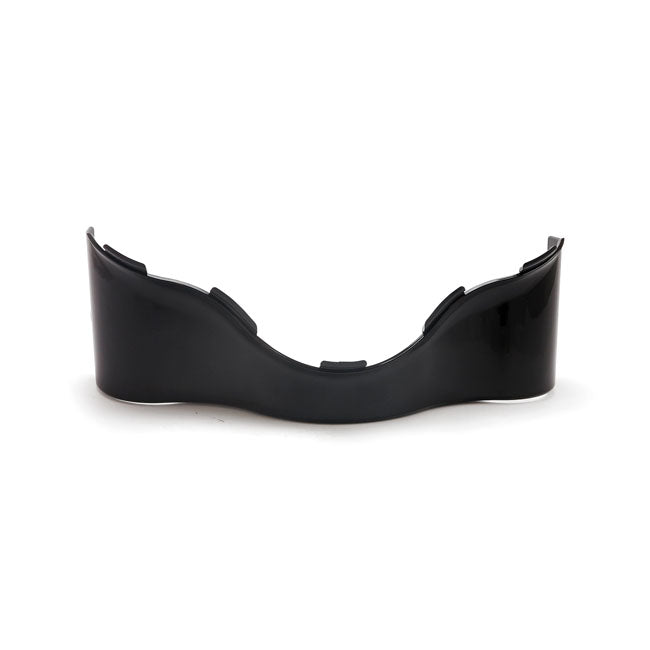 Lower outer batwing fairing trim skirt