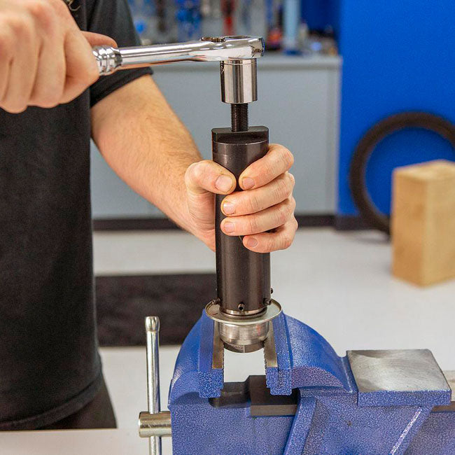 Motion Pro, 14-up Touring fork stem bearing tool