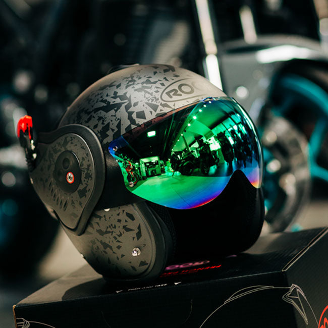 Roof Boxer Alpha helmet
