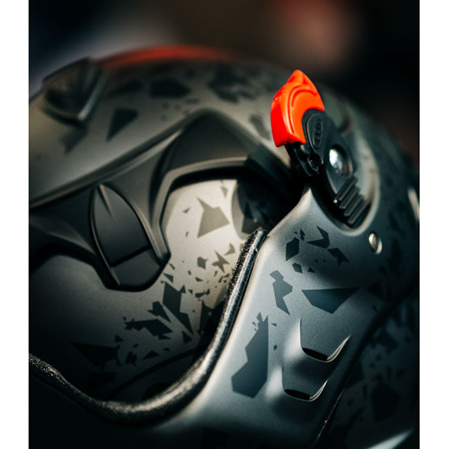 Roof Boxer Alpha helmet