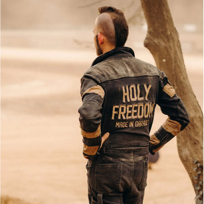 Holy Freedom Tutonero overall