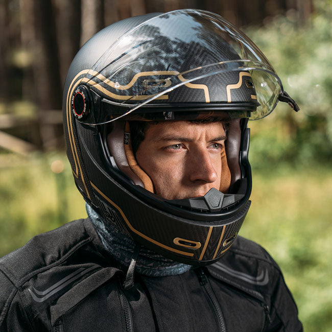 By City 90 Degrees Carbon helmet