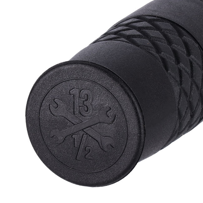 13 1/2 Outlaw grips black 7/8"