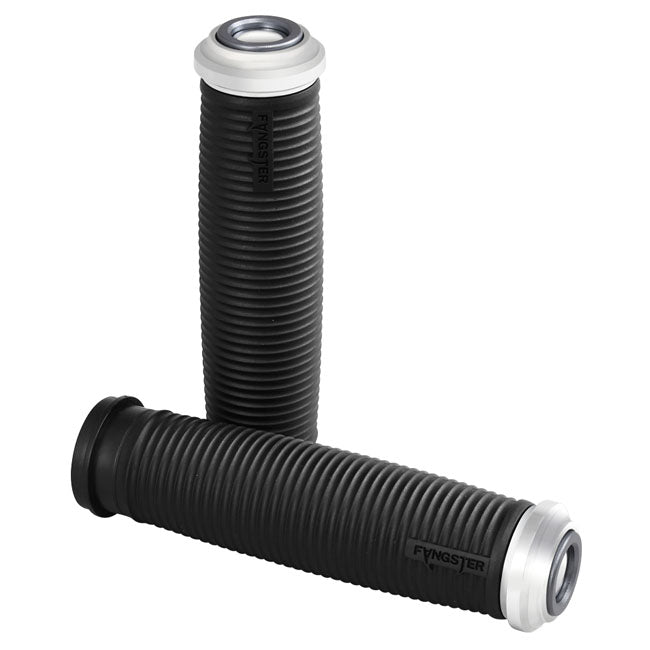 Fangster, handlebar grip set. Chrome smoky