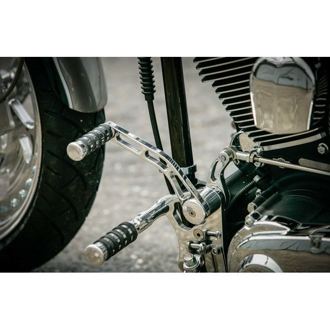 *14 DAYS EXTRA TRANSIT TIME* Rick''s Motorcycles, +4" Forw. control kit. O-Ring. Pol.