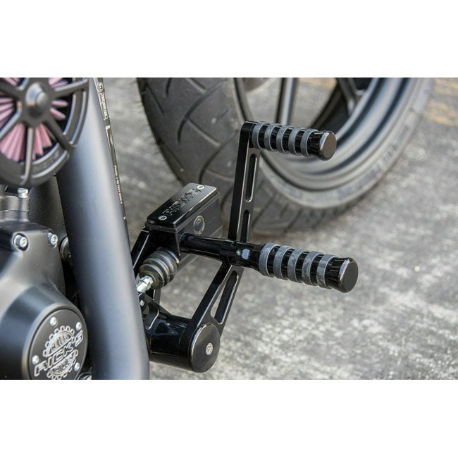 *14 DAYS EXTRA TRANSIT TIME* Rick''s Motorcycles, +4" Forw. control kit. O-Ring. Black