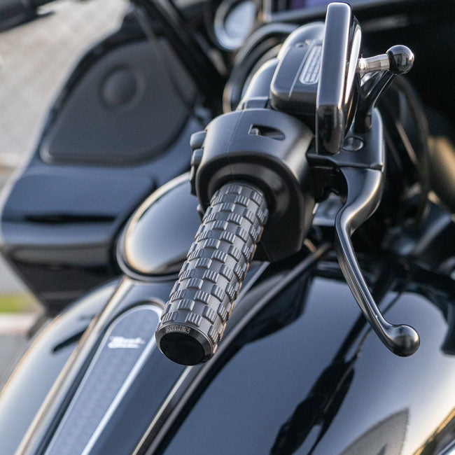 Arlen Ness, Air Trax Grips Gen 2 e-Throttle, All Black