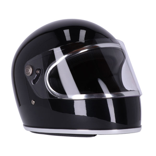 Roeg Chase helmet