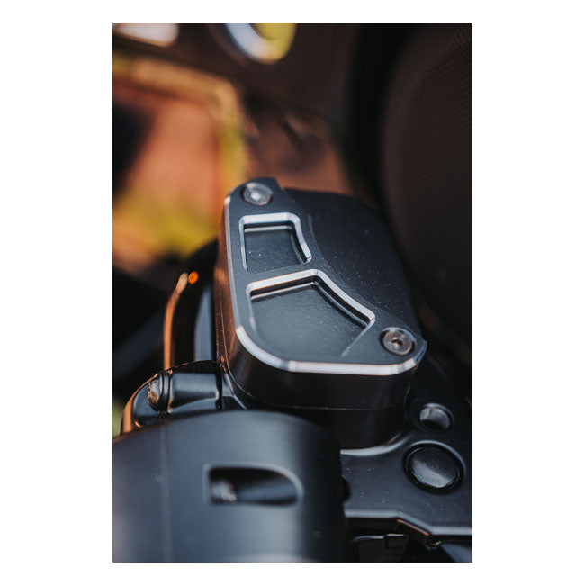 Cult-Werk, master cylinder cover ''Racing''. Black