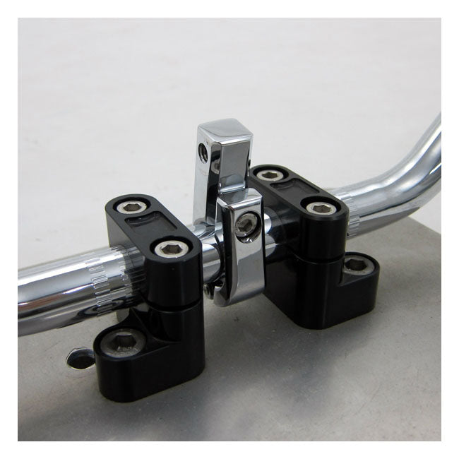 Daytona, universal bracket. Side-mount. 7/8" ID. M10 thread