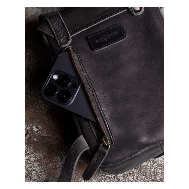 Trip Machine, Thigh bag / leg bag