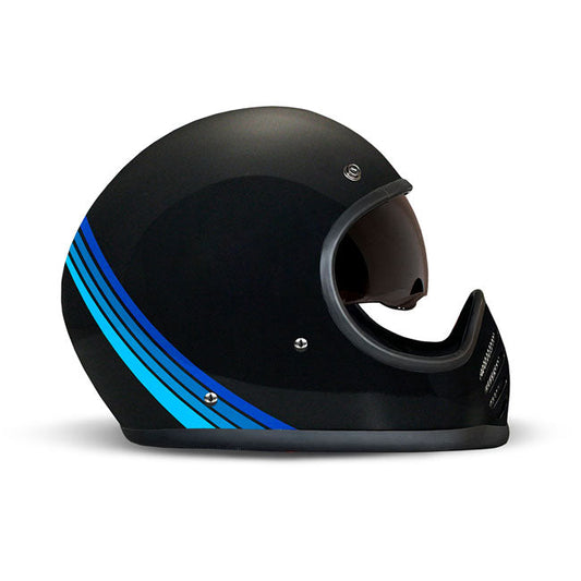 DMD Seventyseven helmet