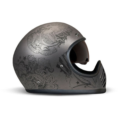 DMD Seventyseven helmet