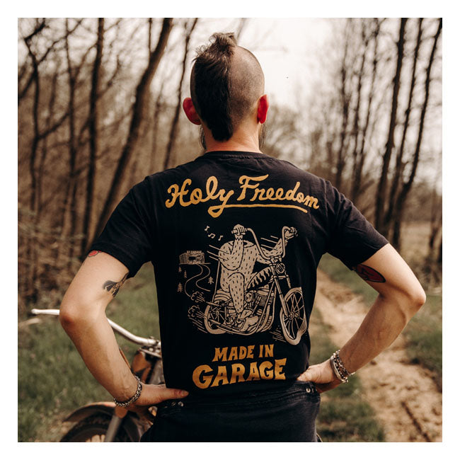 Holy Freedom Yeti t-shirt