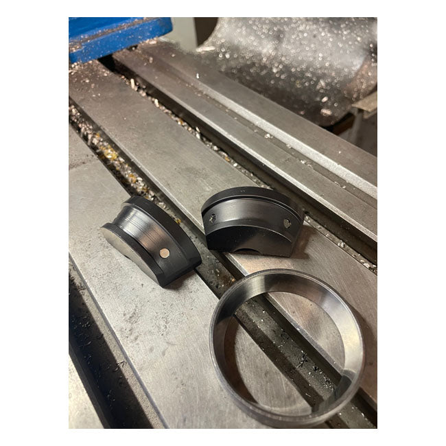 Fast Eddy, sprocket shaft bearing race tool