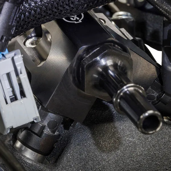 S&S Replacement Fuel Rail - M8